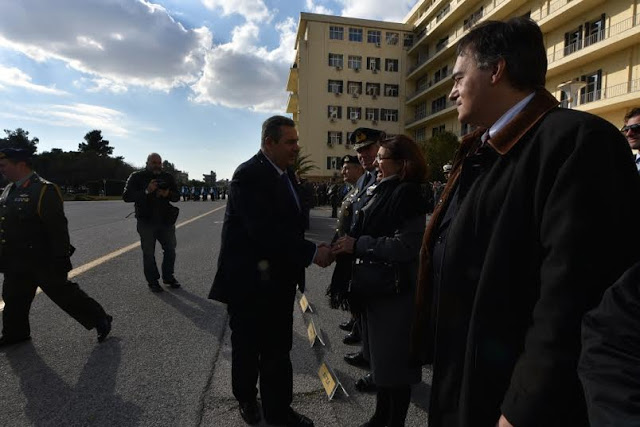 Παρουσία πολιτικής και στρατιωτικής ηγεσίας του ΥΠΕΘΑ στην τελετή παραλαβής λειψάνων αγνοούμενων του Κυπριακού αγώνα - Φωτογραφία 9