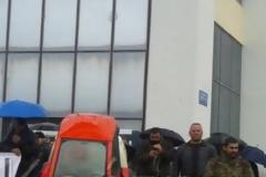 Ηράκλειο: Με πανό και... τρακτέρ στα γραφεία του ΟΓΑ