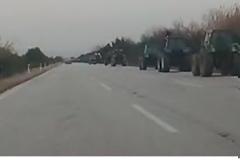 ΠΡΙΝ ΑΠΟ ΛΙΓΟ - Πορεία αγροτών με τα τρακτέρ τους από Μάλγαρα προς Θεσσαλονίκη [photos]
