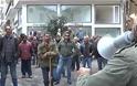 Αγρότες πέταξαν αυγά και ντομάτες στα γραφεία του ΣΥΡΙΖΑ στο Ηράκλειο [video]