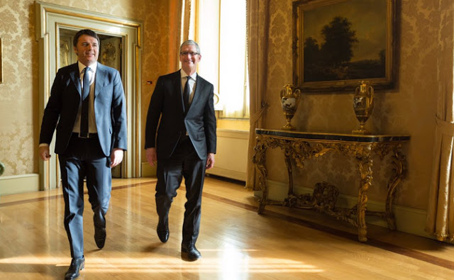 Ο Πάπας αποκάλεσε τον Tim Cook θεόσταλτο - Φωτογραφία 2