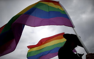 Ιταλία: Κινητοποιήσεις σε πολλές πόλεις για τα δικαιώματα των ομόφυλων ζευγαριών - Φωτογραφία 1