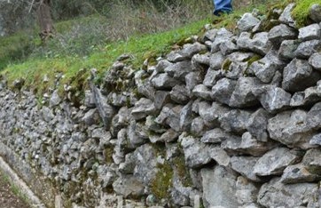 Οι πρώτες εικόνες του αρχαίου θεάτρου της Λευκάδας [photos] - Φωτογραφία 3