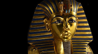 Αίγυπτος: Σε δίκη παραπέμπονται 8 άτομα που «ξύρισαν» το άγαλμα του Τουταγχαμών - Φωτογραφία 1