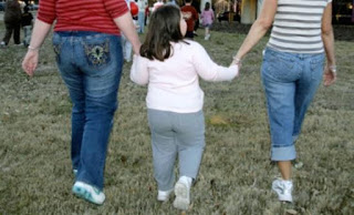 Εκρηκτικές διαστάσεις προσλαμβάνει η παιδική παχυσαρκία - Φωτογραφία 1