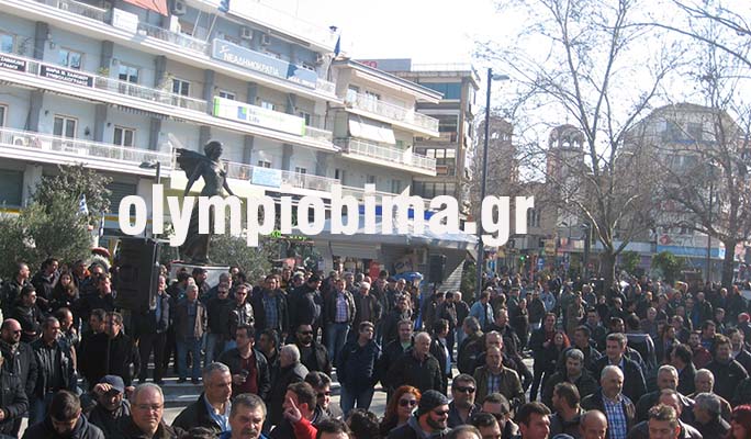 Παράλυσε η πόλη από τις κινητοποιήσεις των Αγροτών - Φωτογραφία 5