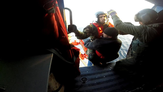 Μεταφορά Ασθενούς με Ελικόπτερο του Πολεμικού Ναυτικού - Φωτογραφία 1