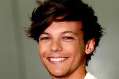 O Louis Tomlinson μας συστήνει το νεογέννητο γιο του! [photos]