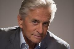 Πώς είναι ο Michael Douglas 5 χρόνια μετά τη διάγνωση καρκίνου; [photos]