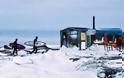Σέρφινγκ στη Σιβηρία τον χειμώνα για όσους αψηφούν τις πολικές θερμοκρασίες - Φωτογραφία 1