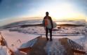 Σέρφινγκ στη Σιβηρία τον χειμώνα για όσους αψηφούν τις πολικές θερμοκρασίες - Φωτογραφία 2