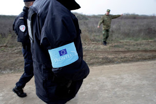 Frontex: Στόχος η καταγραφή προσφύγων και όχι το κλείσιμο συνόρων - Φωτογραφία 1