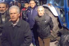 ΚΑΤΕΡΙΝΗ: Παρέμβαση αγροτών ματαίωσε συγκέντρωση με ομιλητή τον γραμματεα του ΣΥΡΙΖΑ Πάνο Ρήγα [photos]