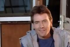 Θα πάθετε πλάκα! Πώς είναι σήμερα ο Bryan Cranston που εμφανίστηκε ως guest στο Baywatch; [photos]