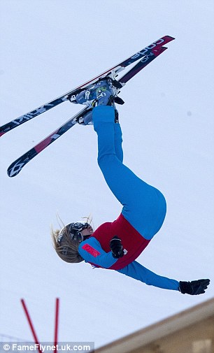 Ποια διάσημη αθλήτρια τραυματίστηκε κάνοντας σκι στα χιόνια; [photos] - Φωτογραφία 2