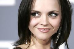 Ξεχάστε αυτήν την εικόνα της Christina Ricci! Δείτε πώς είναι σήμερα... [photos]