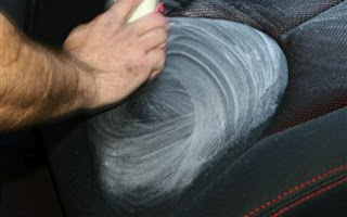 Εύκολες λύσεις καθαρισμού σαλονιού αυτοκινήτου - Φωτογραφία 1