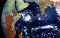 Αυτές είναι οι πιο «καθαρές» εικόνες του πλανήτη Γη από δορυφόρο