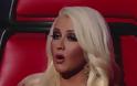 H Christina Aguilera παίρνει πρόστιμο για την αργοπορία της