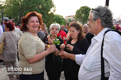 Συναντήθηκαν μετά από 43 χρόνια στα... θρανία - Φωτογραφία 4