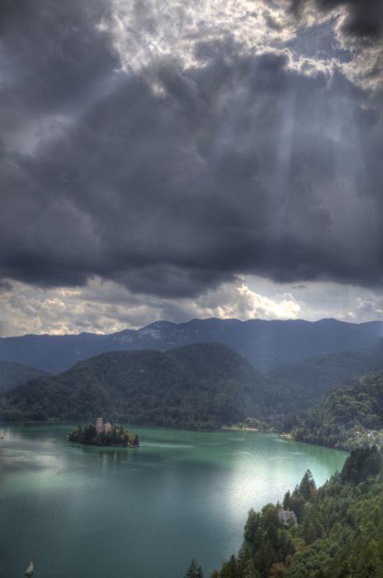 Bled Island: Νησάκι βγαλμένο από παραμύθι (Photos) - Φωτογραφία 7