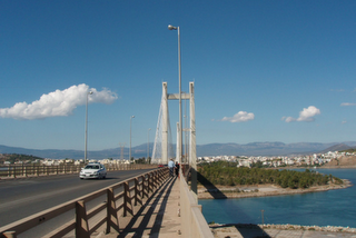 64χρονος αυτοκτόνησε πηδώντας από τη γέφυρα της Χαλκίδας - Φωτογραφία 1
