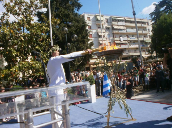 Η Ολυμπιακή Φλόγα στις Σέρρες - Φωτογραφία 1