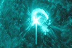 Τεράστια ηλιακή καταιγίδα καταγράφηκε στο φακό