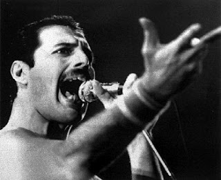 Ο Freddie Mercury επιστρέφει στη σκηνή! - Φωτογραφία 1