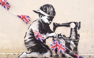 Το νέο έργο του Banksy σε τοίχο του Λονδίνου... - Φωτογραφία 2