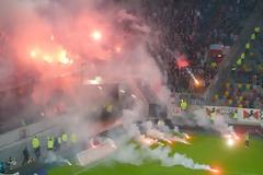 Απίστευτα επεισόδια σε ποδοσφαιρικό αγώνα στη Γερμανία!