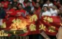 Μπέκαμ, Δήμας και γαλαζοαίματοι στην τελετή παράδοσης της φλόγας οτο Καλλιμάρμαρο