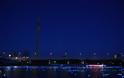 ΔΕΙΤΕ: Έριξαν 100.000 φώτα LED σε ποταμό! - Φωτογραφία 14
