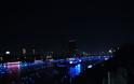 ΔΕΙΤΕ: Έριξαν 100.000 φώτα LED σε ποταμό! - Φωτογραφία 17