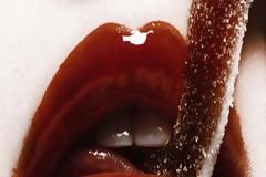 ΔΕΙΤΕ: Χείλια για δάγκωμα