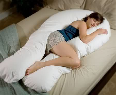 ΔΕΙΤΕ: Τα πιο ασυνήθιστα μαξιλάρια για το κρεβάτι σας - Φωτογραφία 15