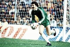 Χέλμουτ Ντουκαντάμ: Ο “ήρωας” της Σεβίλλης