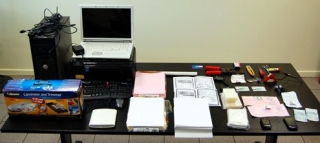 Εύρεση εργαστηρίου κατάρτισης πλαστών εγγράφων στα Κάτω Πατήσια - Φωτογραφία 1