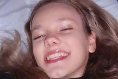 Τόσο μικρή και όμως... εθισμένη στις πλαστικές επεμβάσεις...