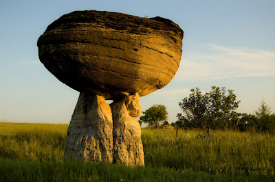 10 διάσημοι «βράχοι - ακροβάτες» στον κόσμο! - Φωτογραφία 6