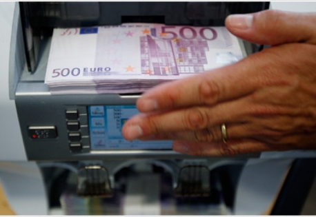 Le Echo: «Αδειάζουν τα ταμεία των ελληνικών τραπεζών» - Φωτογραφία 1