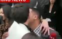 VIDEO: Ο Γουίλ Σμιθ χαστουκίζει ρεπόρτερ γιατί πήγε να τον φιλήσει στο στόμα