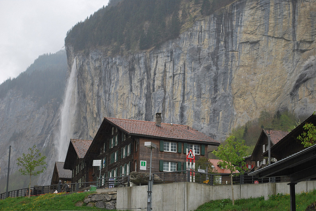 Φανταστικό χωριό στις Άλπεις - Φωτογραφία 16