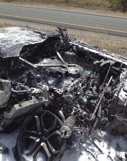 VIDEO: Πήρε τη Λαμποργκίνι για test drive και της έβαλε φωτιά - Φωτογραφία 4