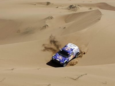 Στο Rally Dakar η Bentley! - Φωτογραφία 1