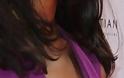 Το στήθος της Σανίκα Γουόρεν Μαρκλάντ αρνείται να... συνεργαστεί (Photos) - Φωτογραφία 3