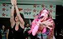Κατερίνα Στικούδη: Τo τρελό πάρτυ στο DC και τα... σέξι ψωμάκια(φωτογραφίες)