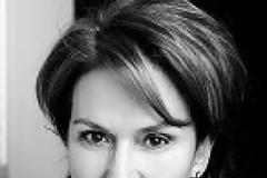 Ούτε για φτύσιμο δεν είσαι ρε Ρεπούση!!!Την ώρα που στην βουλή κρατούσαν ενός λεπτού σιγή για την γενοκτονία των Ποντίων βγήκε έξω!