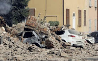Ανεβαίνει ο αριθμός των νεκρών από τον σεισμό στην Ιταλία - Φωτογραφία 1