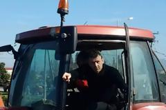Λαμία: Αγρότες και φορείς έκλεισαν την εθνική οδό [photos]